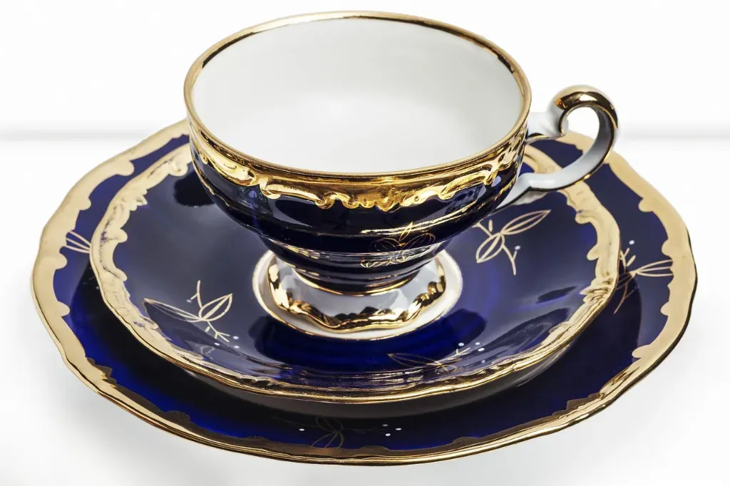 Jak naprawić porcelanę